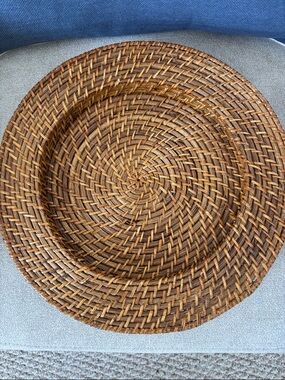 Wicker serving platter